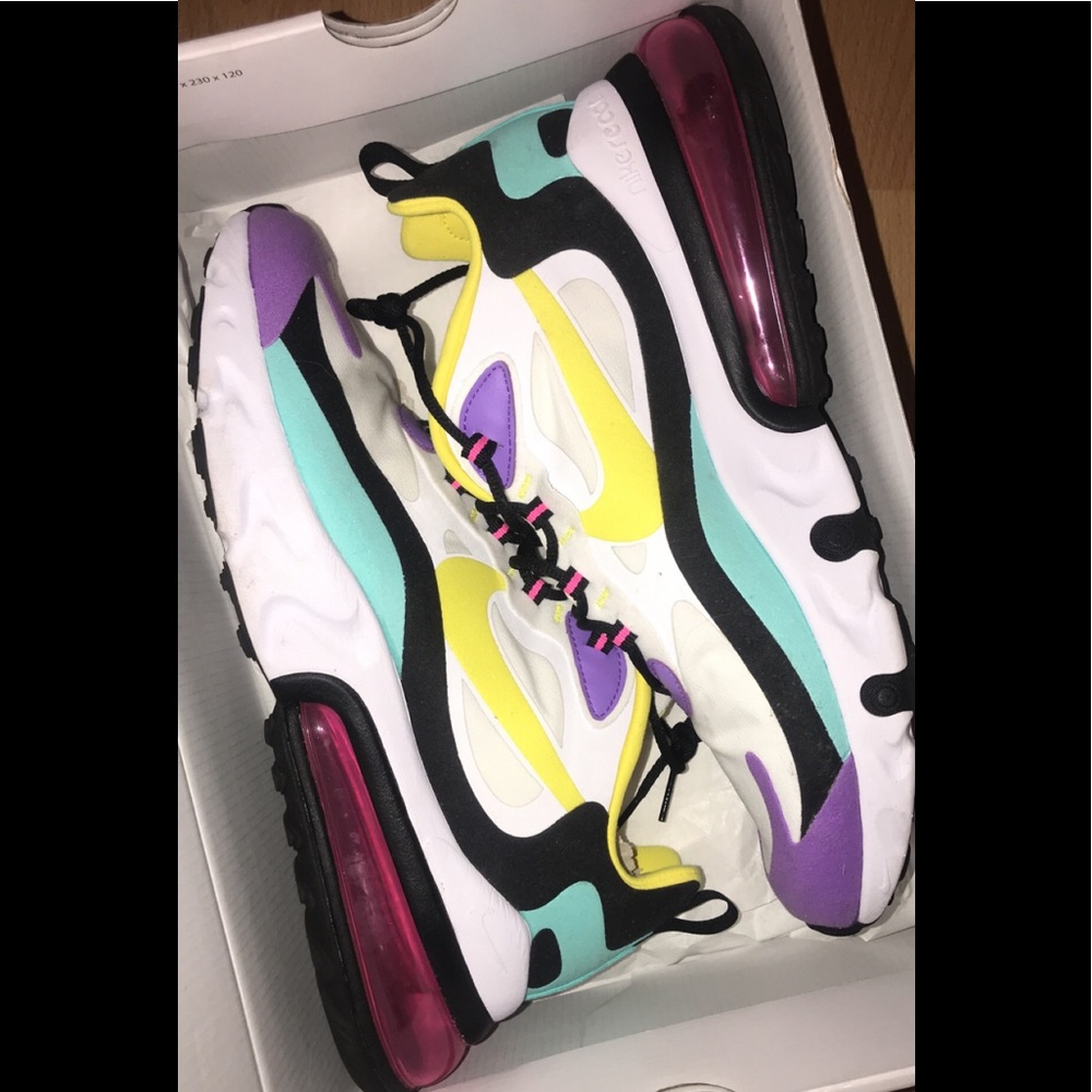 Nike 270 react